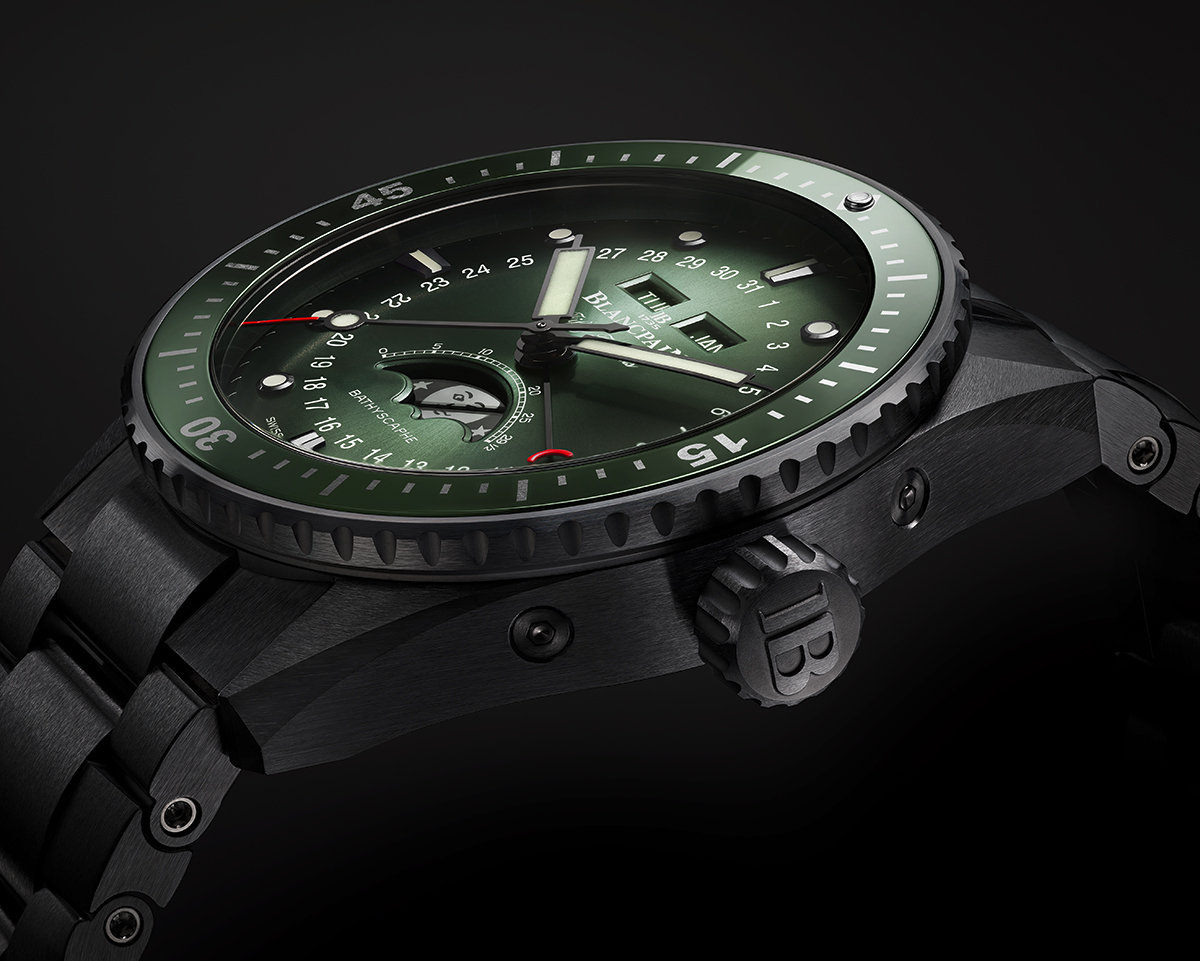 Cortina-Watch-Blancpain-Bathyscaphe-Quantieme-Complet-Phases-de-Lune-green-dial