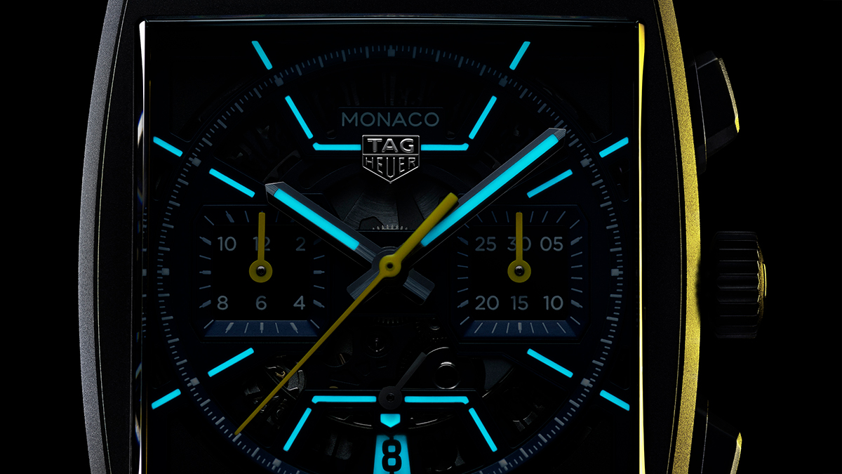 Cortina-Watch-TAG-Heuer-Monaco-Chronograph
