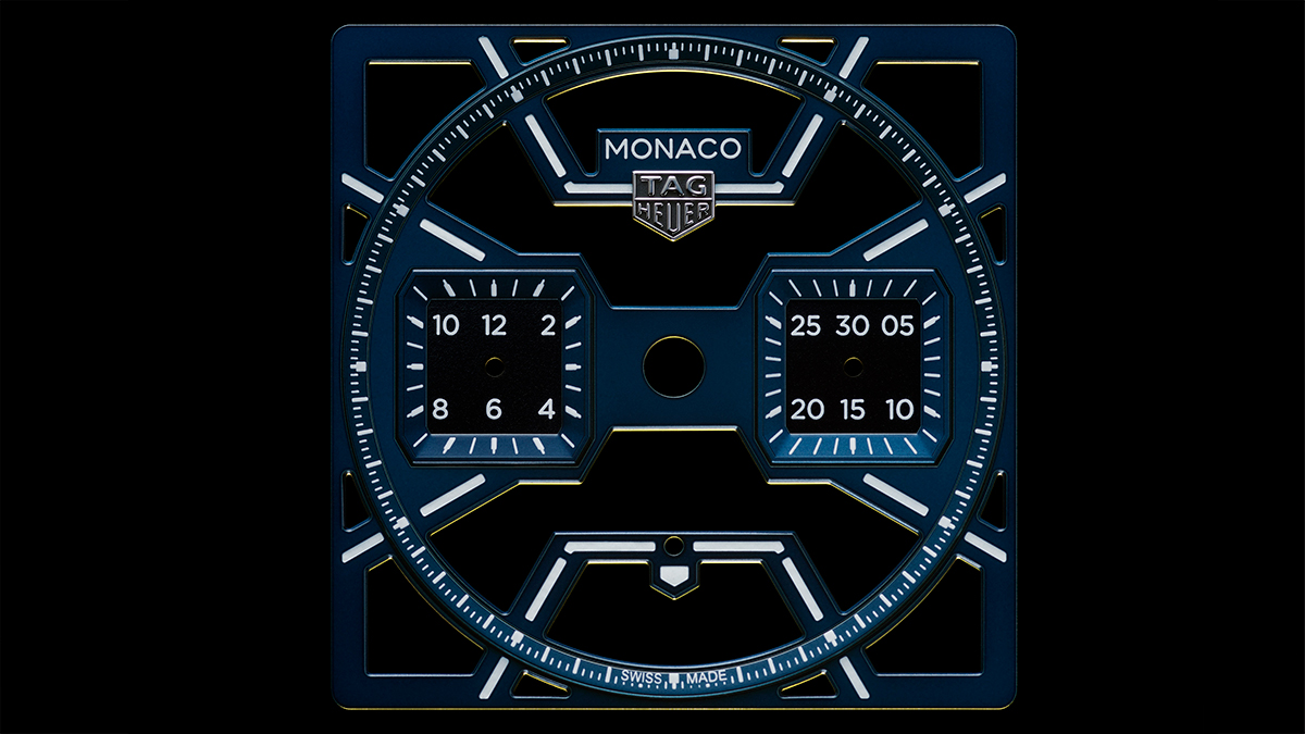 Cortina-Watch-TAG-Heuer-Monaco-Chronograph-case