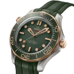 OMEGA_Seamaster-Diver-300M_210.92.42.20.10.001_Cortina-Watch-side