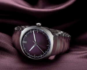 H. Moser & Cie._Streamliner Centre Seconds Purple_6201-1201_Cortina Watch