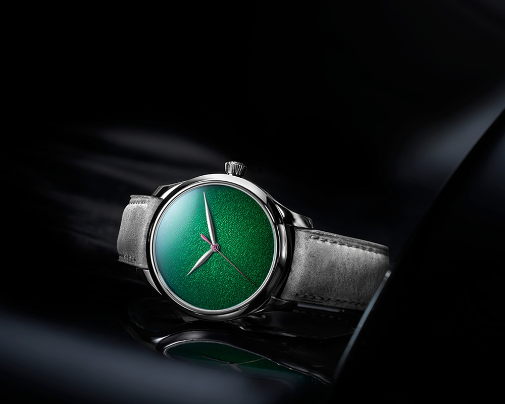 H. Moser & Cie_Endeavour Centre Seconds Concept Lime Green_Cortina Watch